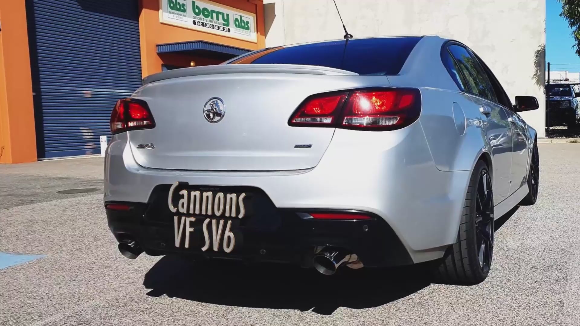 sound of a VF SV6 holden commodore with twin racecraft round stainless mufflers